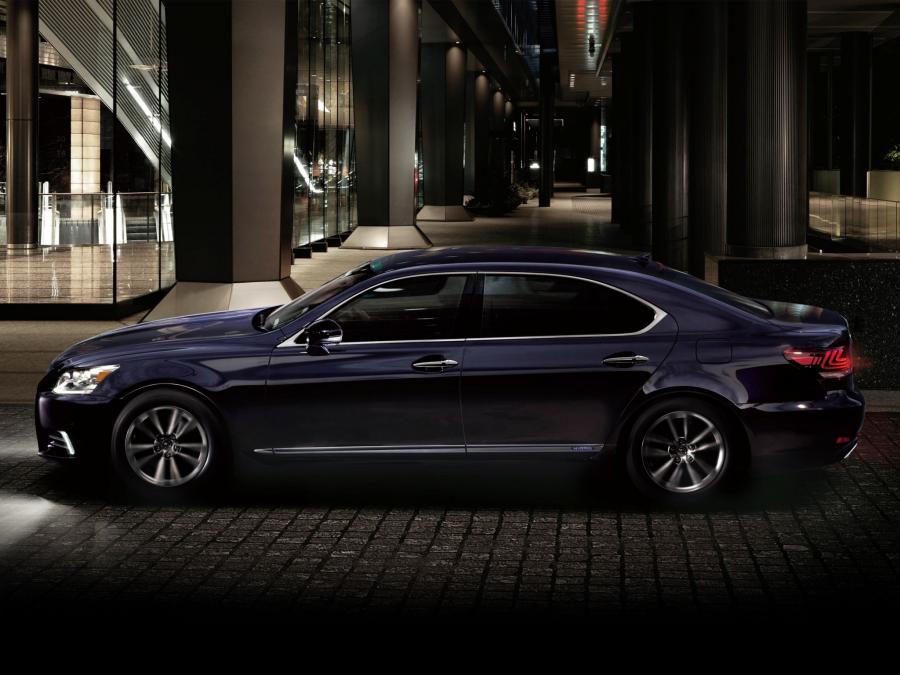 Lexus LS600h L (JP) '2012